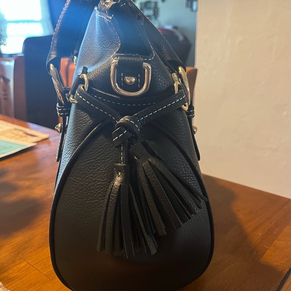 Dooney and Bourke satchel - Picture 4 of 9